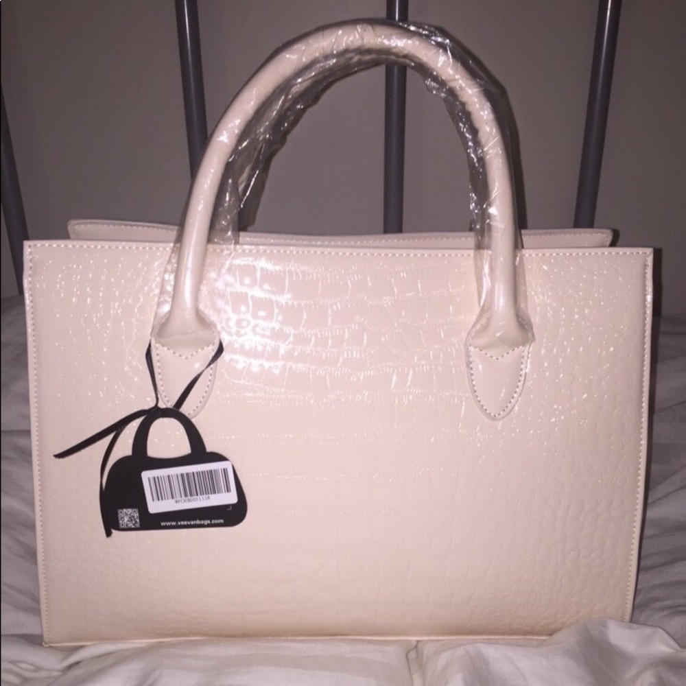 Handbag - Picture 2 of 3